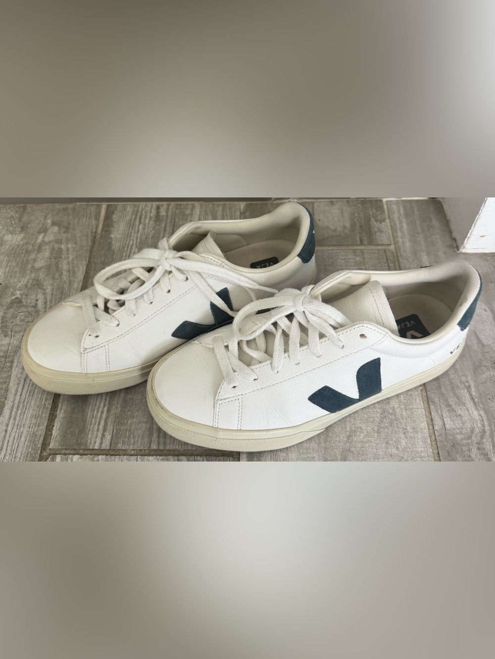 Veja White Leather Sneakers with Teal Suede Accents Size 39 US 8